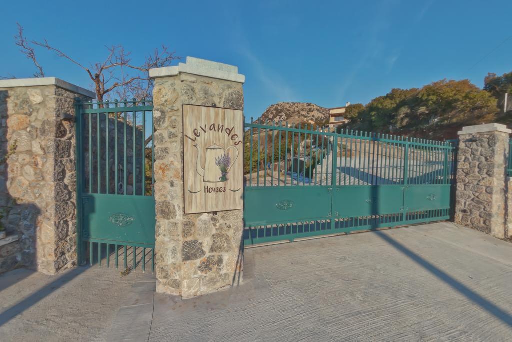 Levandes Houses Καλάβρυτα Δωμάτιο φωτογραφία